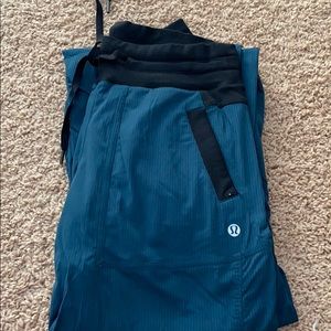 Lululemon Dance Studio Pants II - Alberta lake